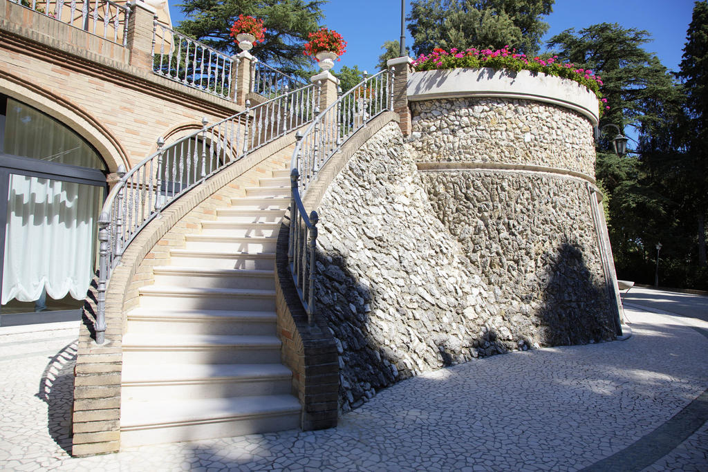 Hotel Villa Verdefiore Appignano  Exterior photo